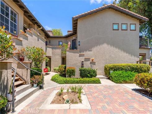 42  Via Contento  , Rancho Santa Margarita, CA