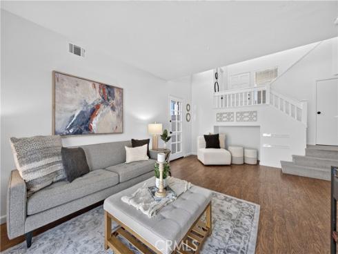 24 Calle Fortuna , Rancho Santa Margarita, CA