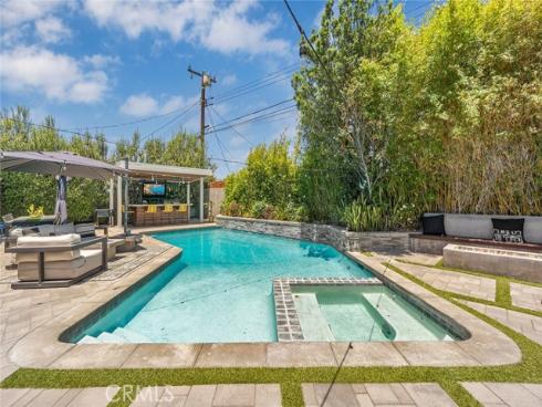 2661 Oak Knoll Drive , Rossmoor, CA