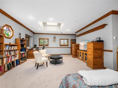 11261  Kensington  , Rossmoor, CA