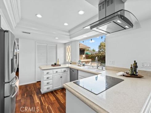 2732 Mainway , Rossmoor, CA