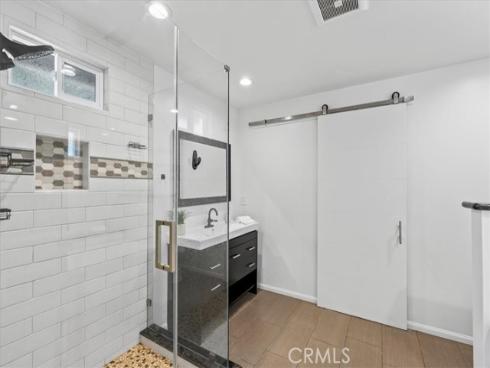 2732 Mainway , Rossmoor, CA