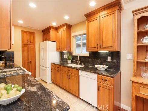 215  Camino San Clemente  , San Clemente, CA