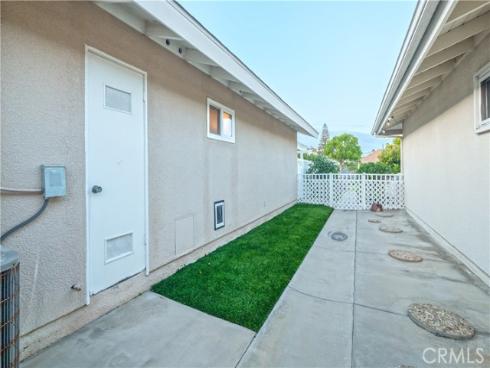 215  Camino San Clemente  , San Clemente, CA
