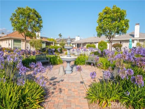 215  Camino San Clemente  , San Clemente, CA