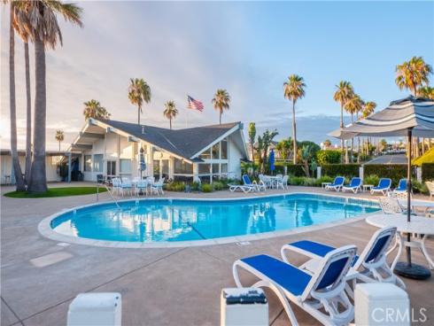 215  Camino San Clemente  , San Clemente, CA