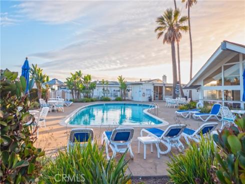 215  Camino San Clemente  , San Clemente, CA