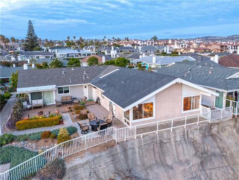 215  Camino San Clemente  , San Clemente, CA