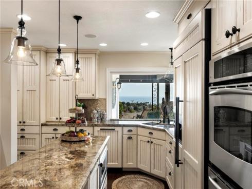 327 Calle Felicidad , San Clemente, CA