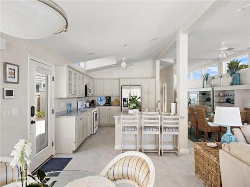 1880 N El Camino Real 16 , San Clemente, CA