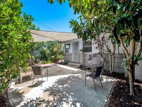 1135 W 10th Street, Santa Ana, CA