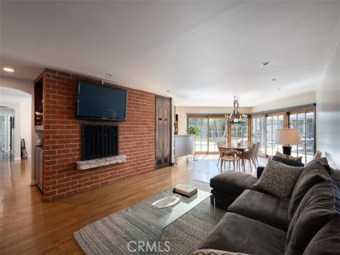 1222 W Sharon   Road, Santa Ana, CA