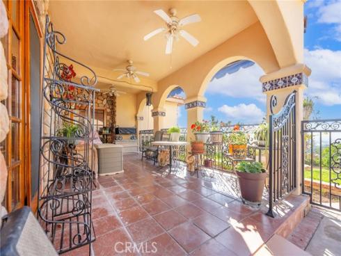 2240 Foothill Boulevard, Santa Ana, CA