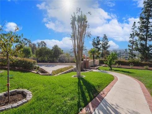 2240 Foothill Boulevard, Santa Ana, CA