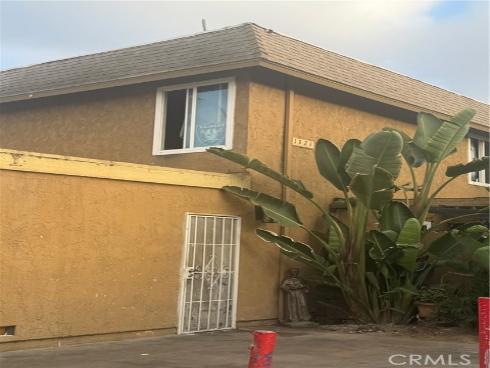 1321 S Standard Avenue A