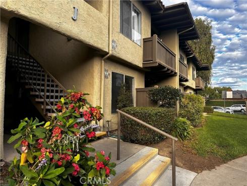 1345 Cabrillo Park J11 , Santa Ana, CA