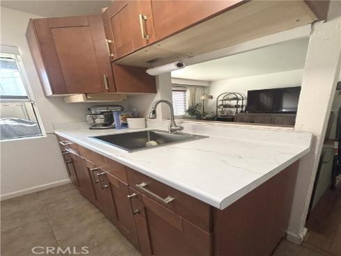1345 Cabrillo Park J11 , Santa Ana, CA