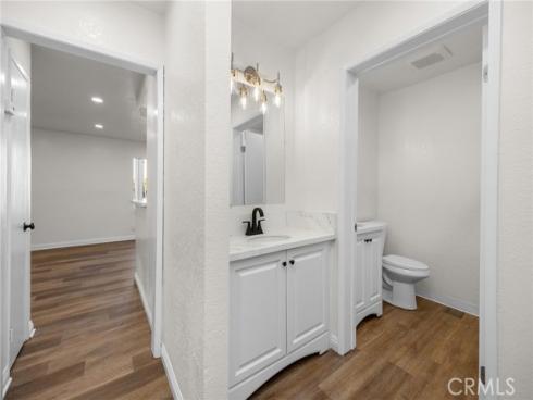 600 W 3rd  B205  Street, Santa Ana, CA