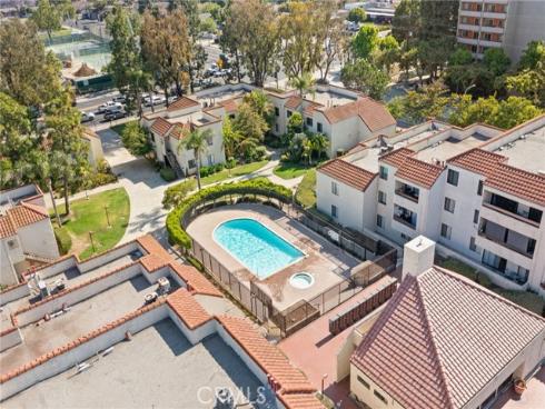 600 W 3rd  B205  Street, Santa Ana, CA