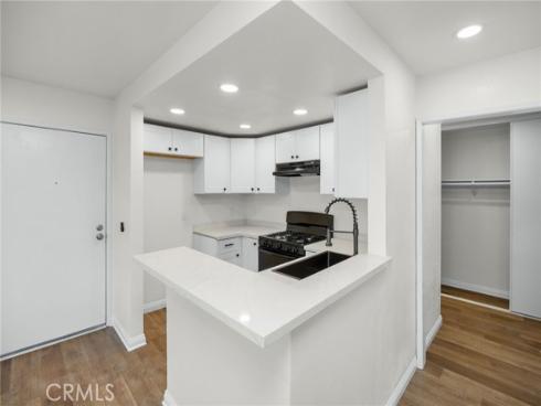 600 W 3rd  B205  Street, Santa Ana, CA
