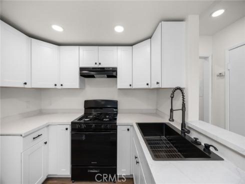 600 W 3rd  B205  Street, Santa Ana, CA