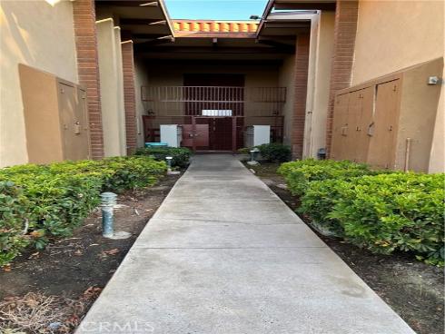 1400 W Warner  41  Avenue, Santa Ana, CA
