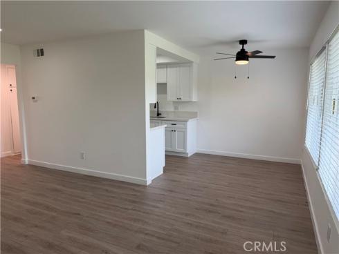 1400 W Warner 41 Avenue, Santa Ana, CA