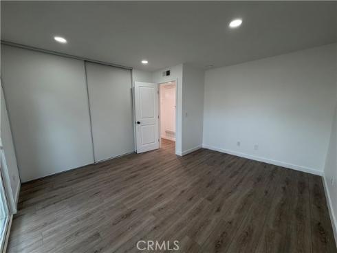 1400 W Warner 41 Avenue, Santa Ana, CA