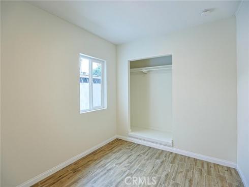 122 N Bewley Street, Santa Ana, CA