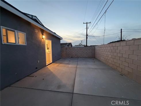 4721 W Oakfield , Santa Ana, CA