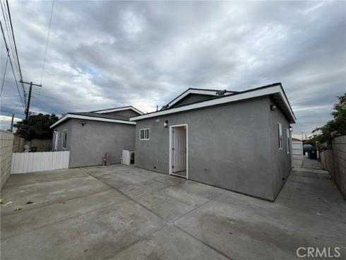 4721 W Oakfield , Santa Ana, CA