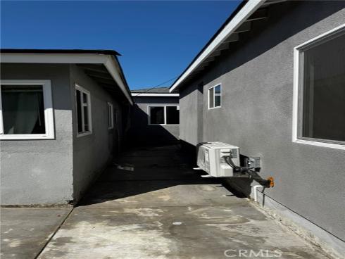 4721 W Oakfield , Santa Ana, CA