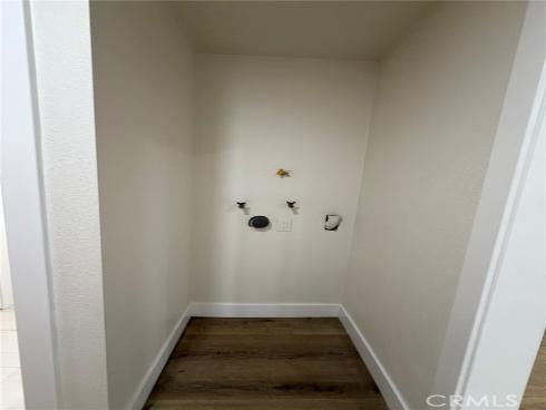 4721 W Oakfield , Santa Ana, CA