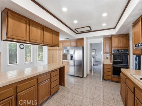 18831  Winnwood   Lane, Santa Ana, CA