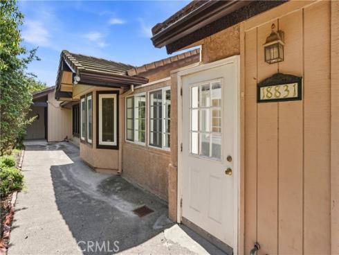 18831  Winnwood   Lane, Santa Ana, CA