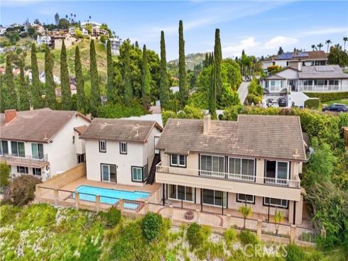 18831  Winnwood   Lane, Santa Ana, CA