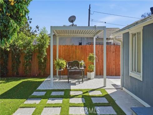 215 N Mcclay  , Santa Ana, CA