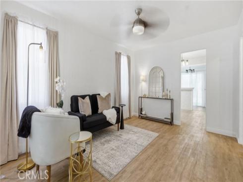 215 N Mcclay  , Santa Ana, CA