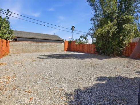 215 N Mcclay  , Santa Ana, CA