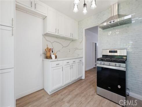 215 N Mcclay  , Santa Ana, CA