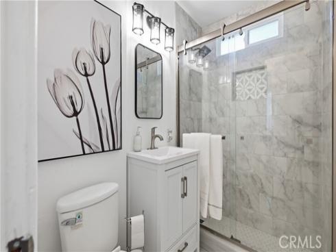 215 N Mcclay  , Santa Ana, CA
