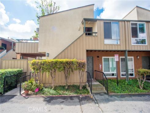 1001 W Stevens 157 Avenue, Santa Ana, CA