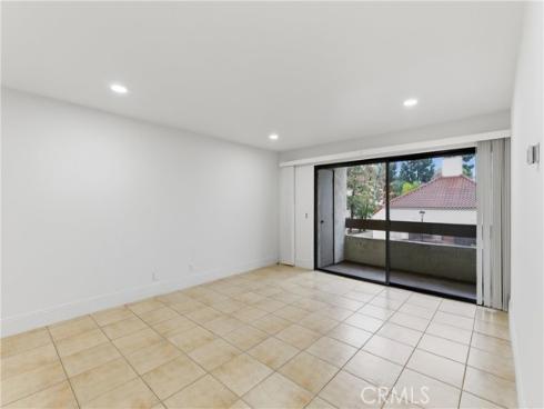 600 W 3rd A210 Street, Santa Ana, CA