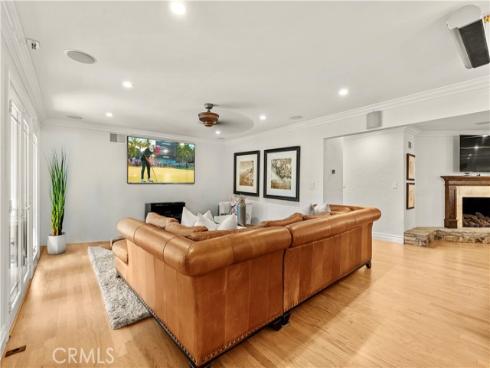 19151 Fowler , Santa Ana, CA