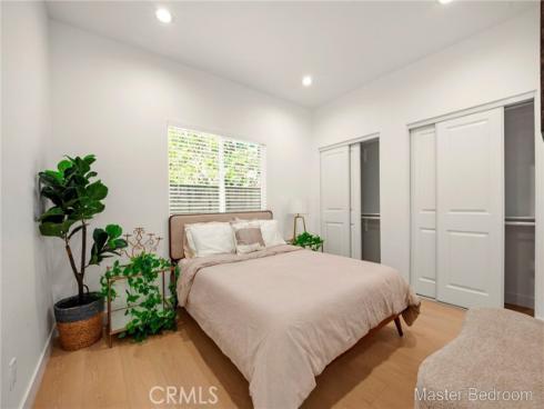 1411 W 7th Street, Santa Ana, CA