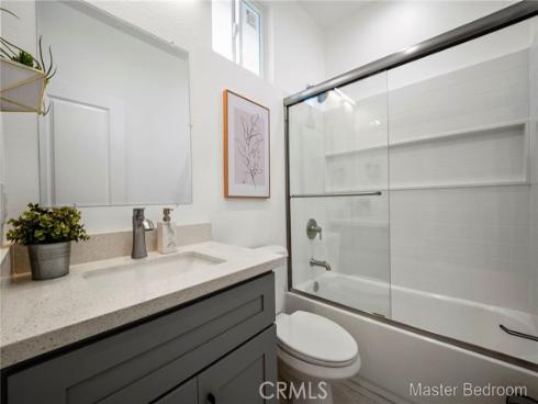 1411 W 7th Street, Santa Ana, CA