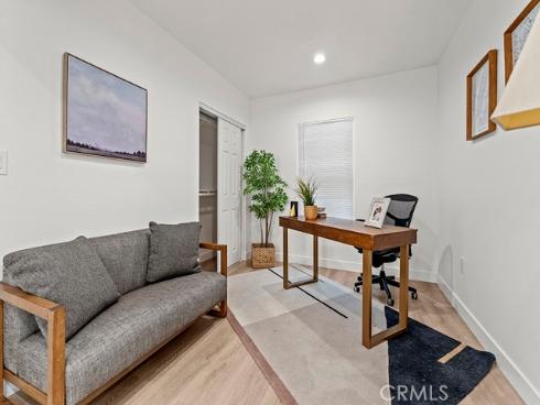 1411 W 7th Street, Santa Ana, CA