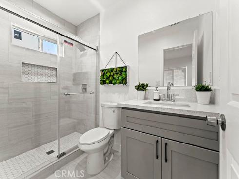 1411 W 7th Street, Santa Ana, CA