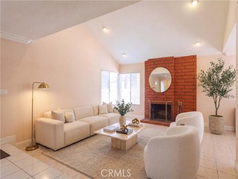 2533 S Townsend  , Santa Ana, CA