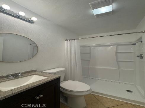 721 W 1st  , Santa Ana, CA